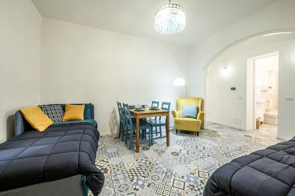 Le Finestre Sul Borgo 2 Lejlighed Parma Eksteriør billede